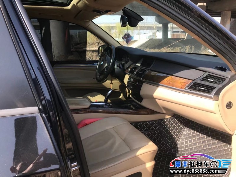 10年宝马X5SUV抵押车出售