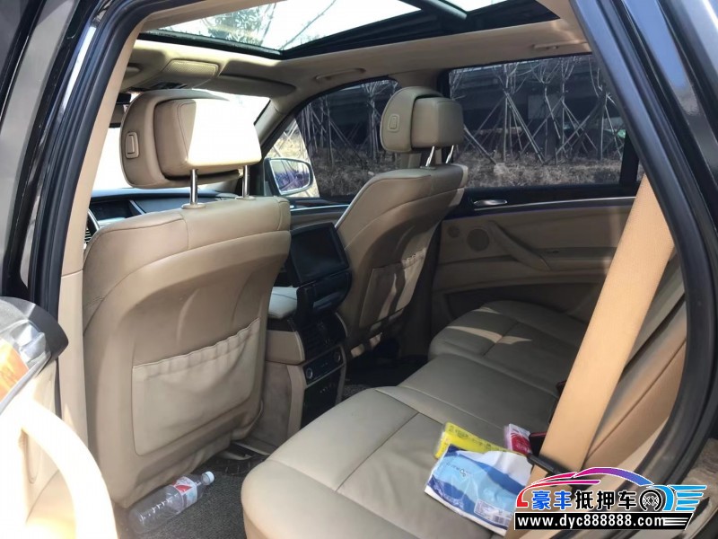 10年宝马X5SUV抵押车出售