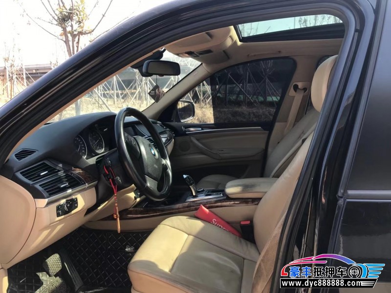 10年宝马X5SUV抵押车出售