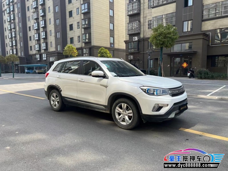 16年长安CS75轿车抵押车出售