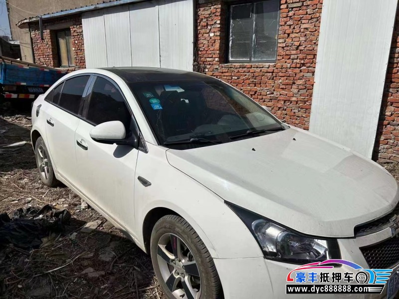 14年雪佛兰科鲁兹轿车抵押车出售