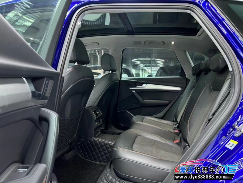 21年奥迪Q5轿车抵押车出售