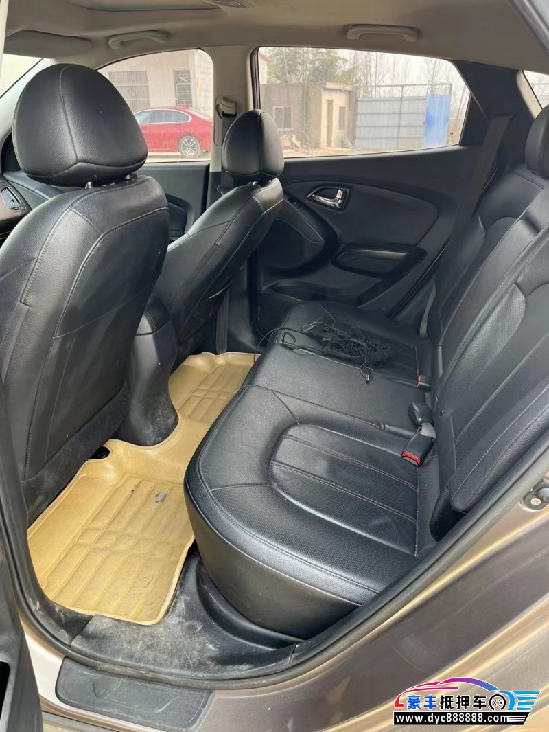 15年现代ix35SUV抵押车出售