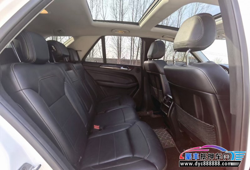 15年奔驰ML轿车抵押车出售