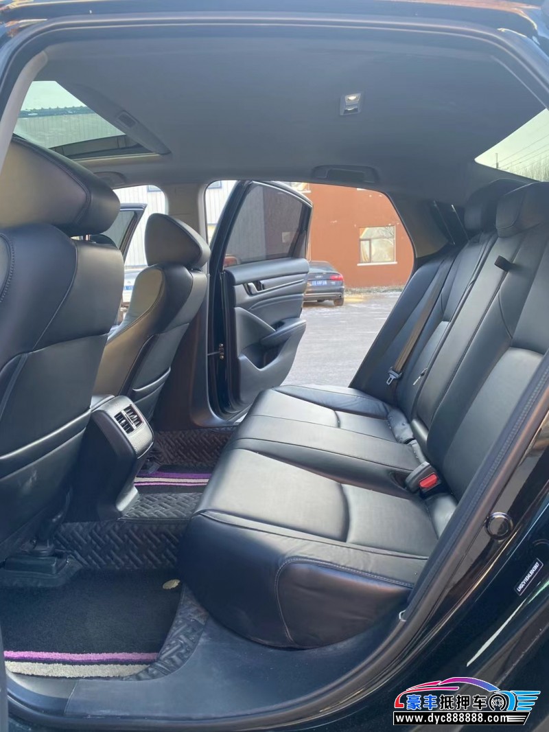 19年本田雅阁轿车抵押车出售