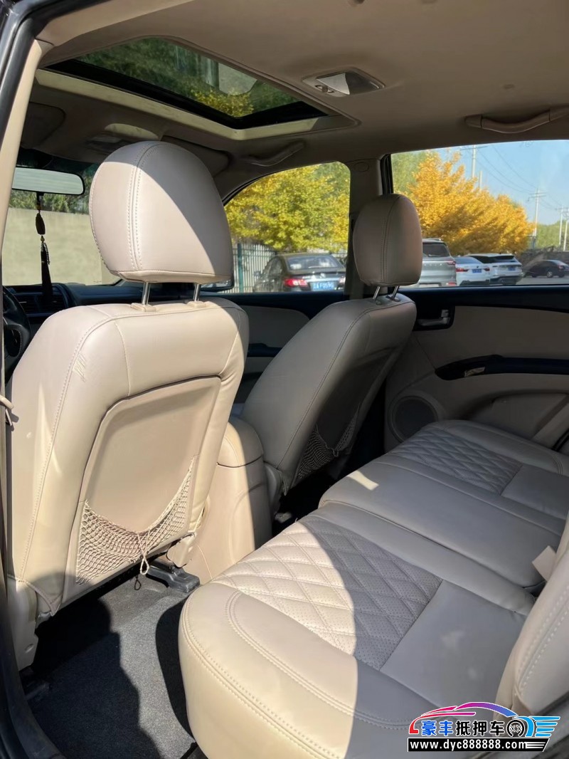 14年起亚狮跑SUV抵押车出售