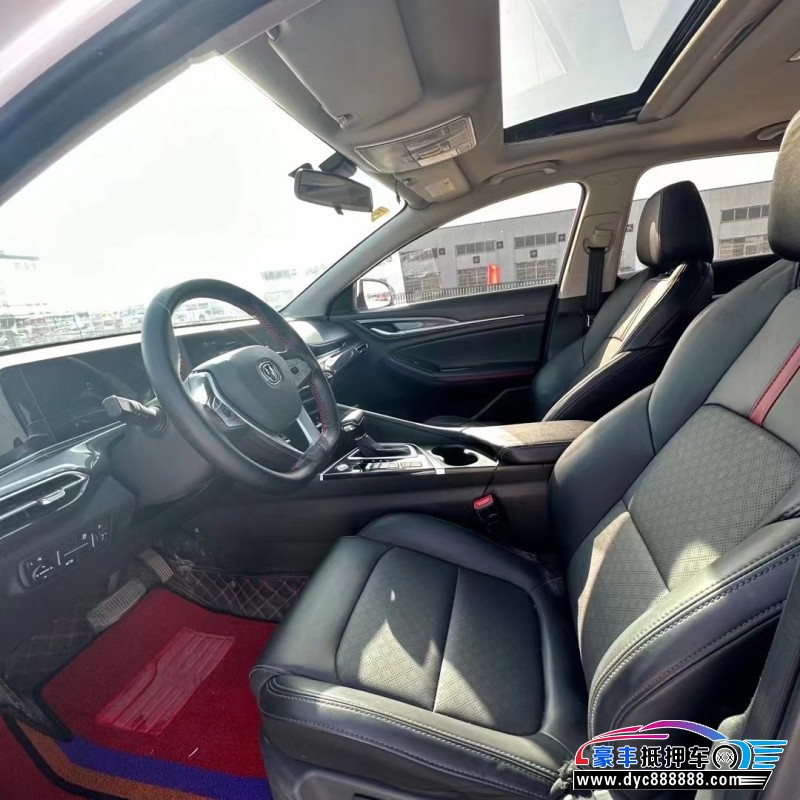 21年长安逸动轿车抵押车出售