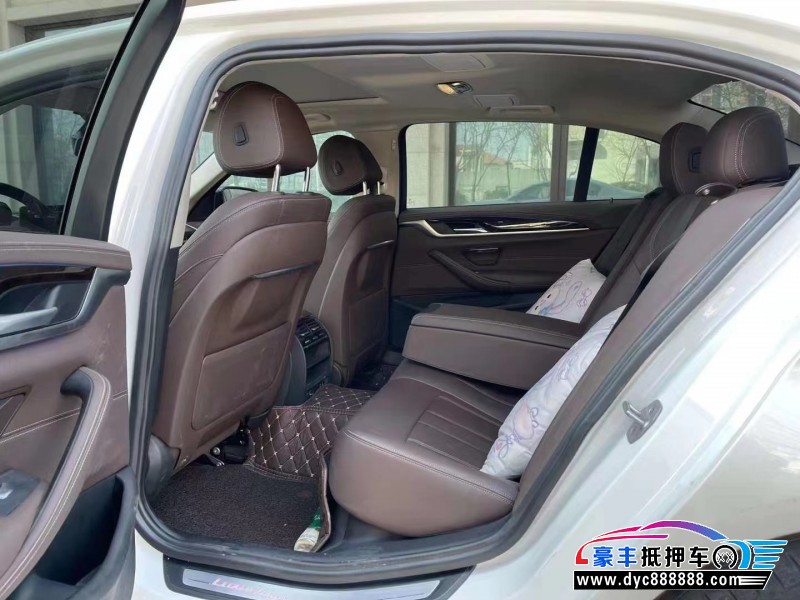 20年宝马5系轿车抵押车出售