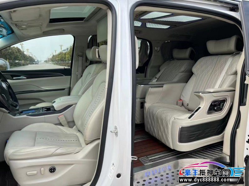 20年别克GL8SUV抵押车出售