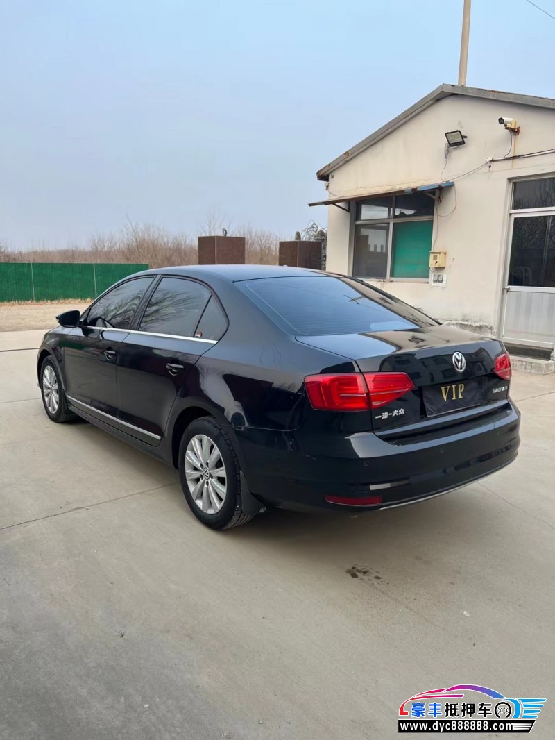 15年大众速腾轿车抵押车出售