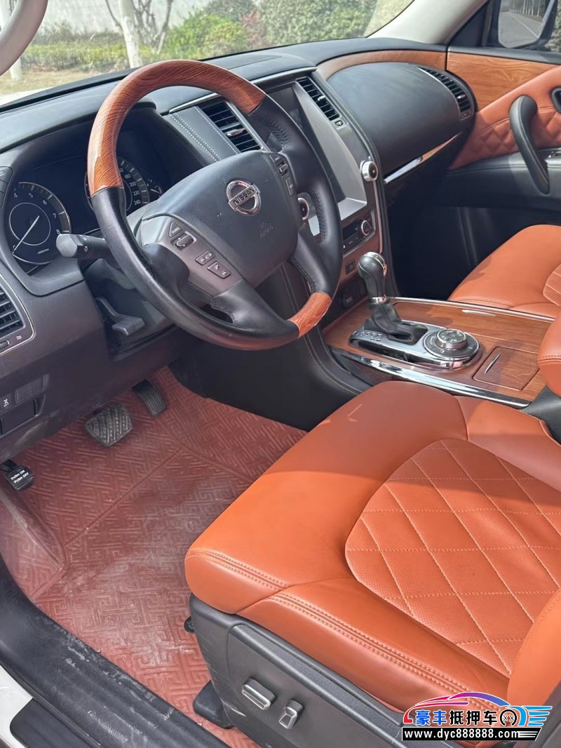 18年日产途乐轿车抵押车出售