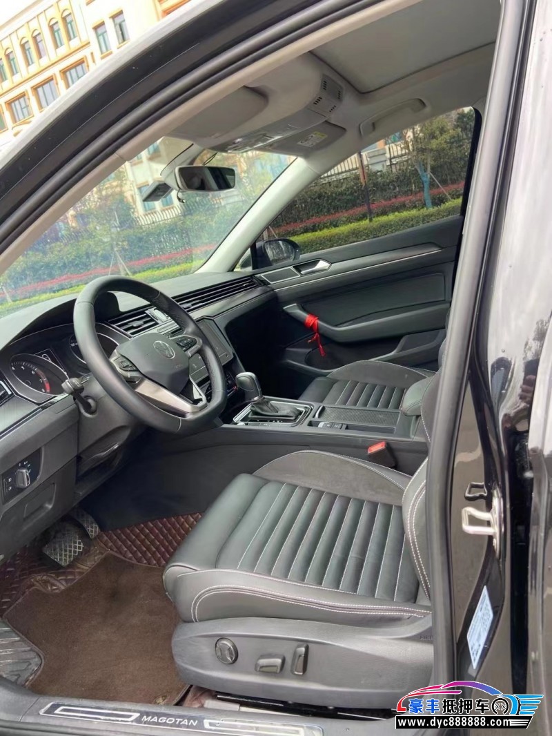 21年大众迈腾轿车抵押车出售