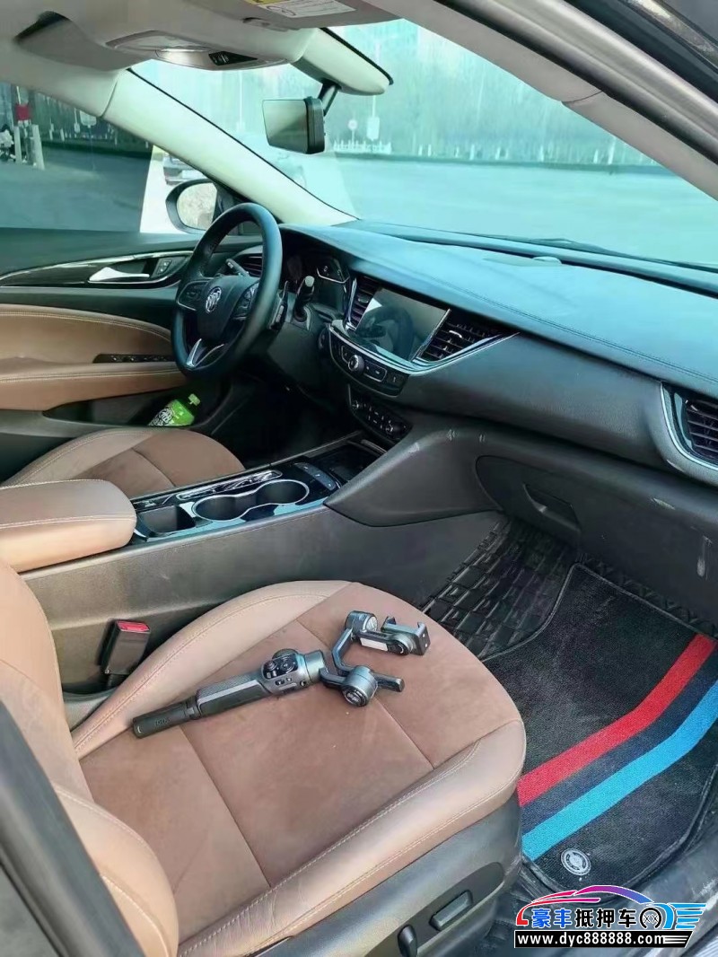 22年别克君威轿车抵押车出售