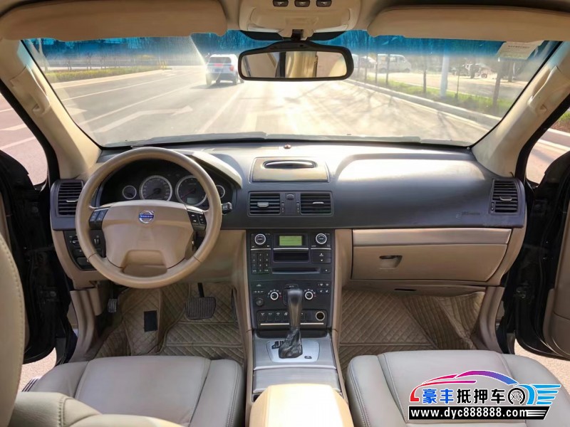 11年沃尔沃XC90轿车抵押车出售