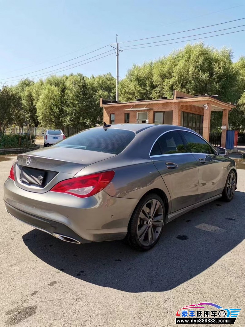 18年奔驰CLA轿车抵押车出售