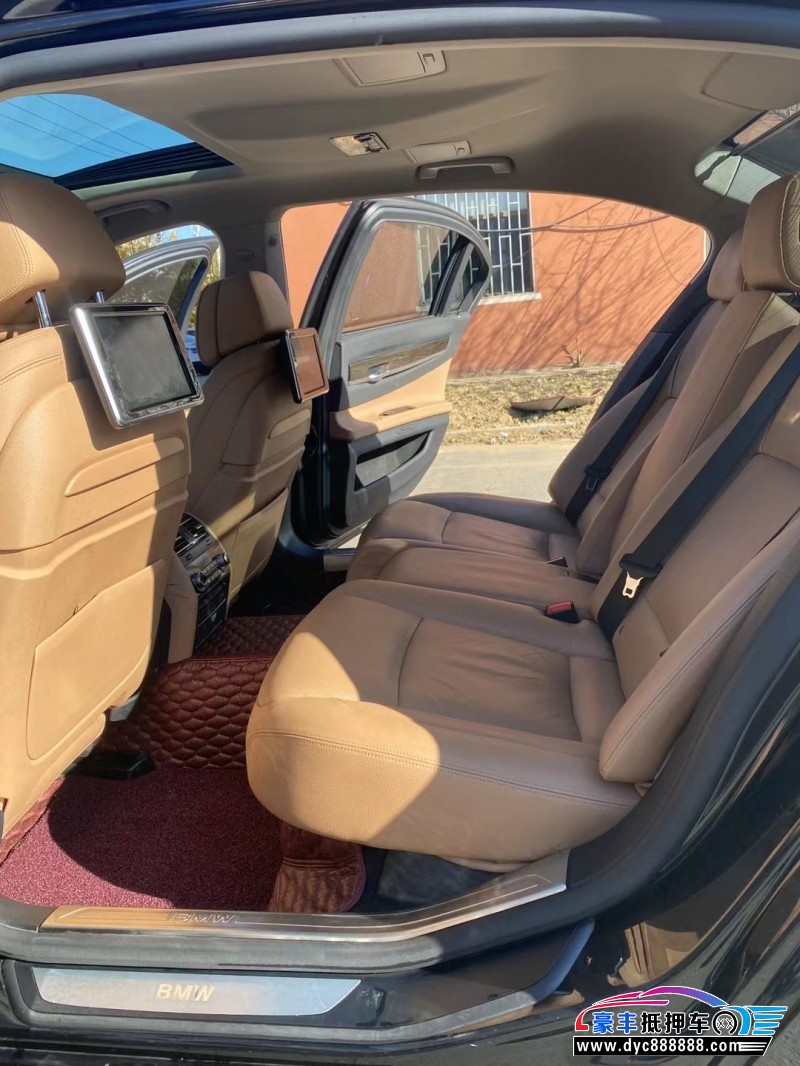 14年宝马7系轿车抵押车出售