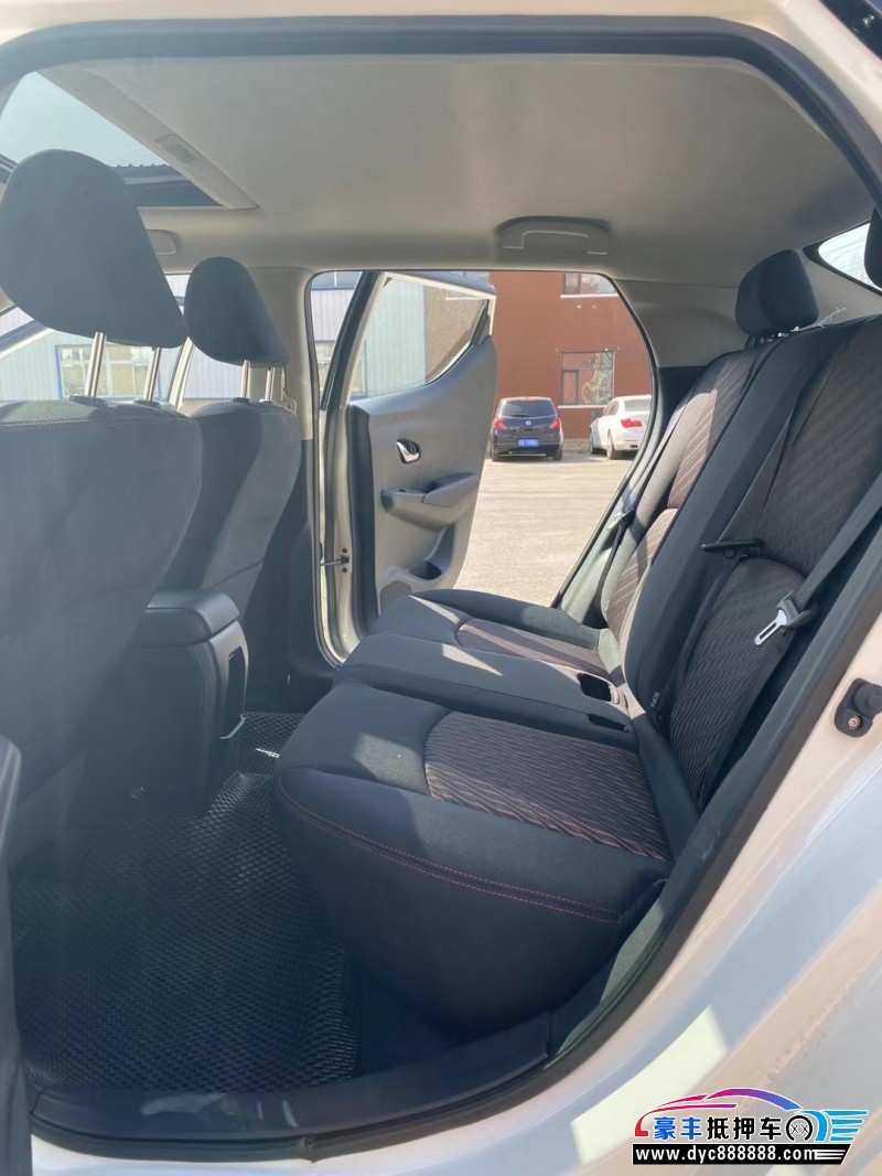 21年日产蓝鸟轿车抵押车出售