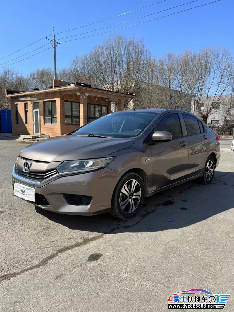 17年本田哥瑞轿车抵押车出售