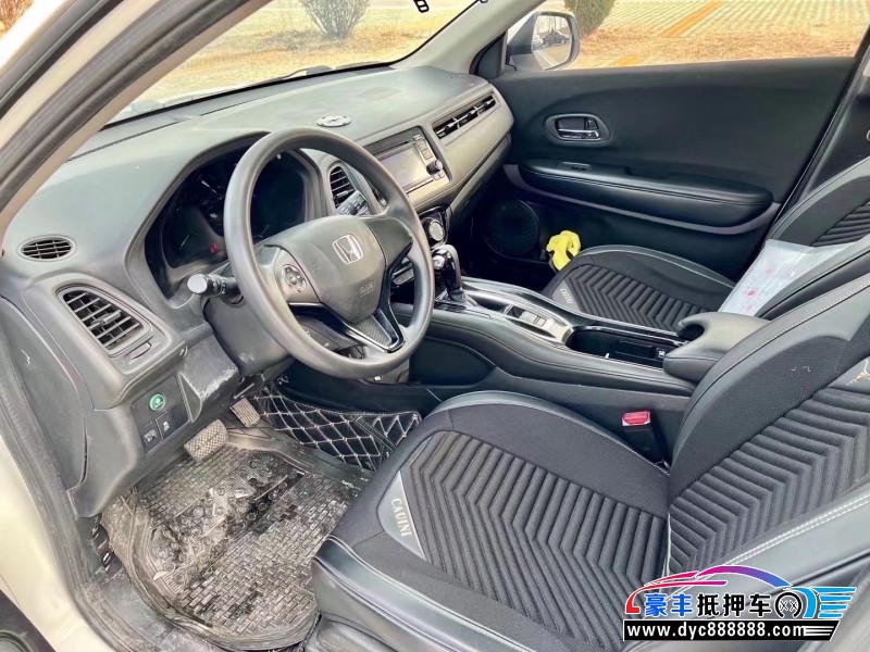 17年本田缤智轿车抵押车出售