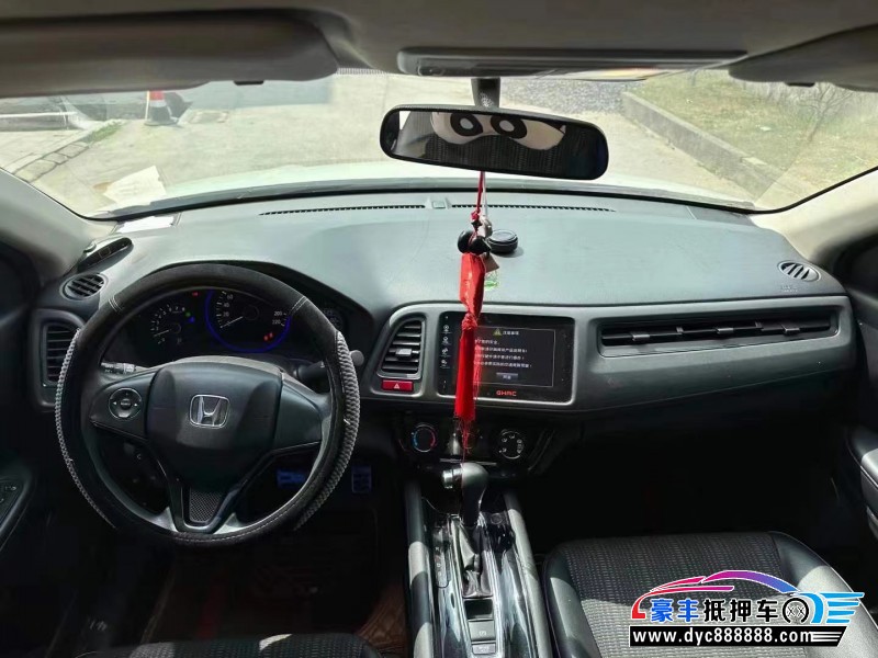 15年本田缤智轿车抵押车出售