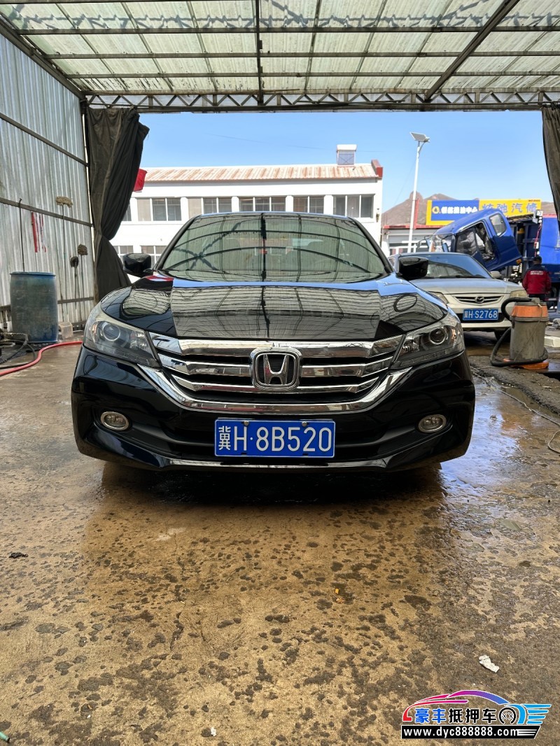 16年本田雅阁轿车抵押车出售