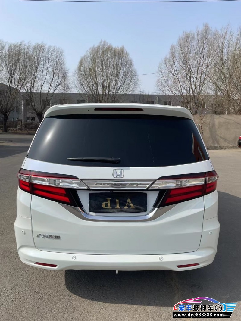 14年本田奥德赛轿车抵押车出售