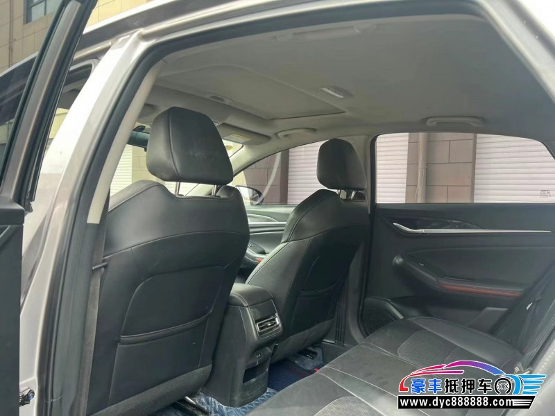 21年长安逸动轿车抵押车出售