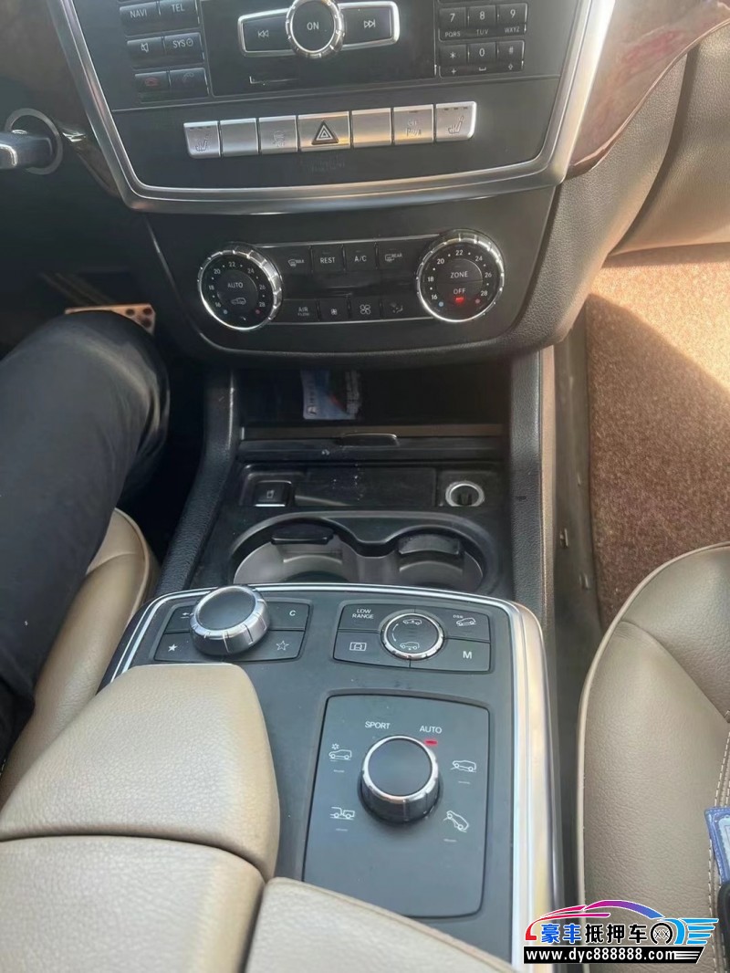 12年奔驰MLSUV抵押车出售