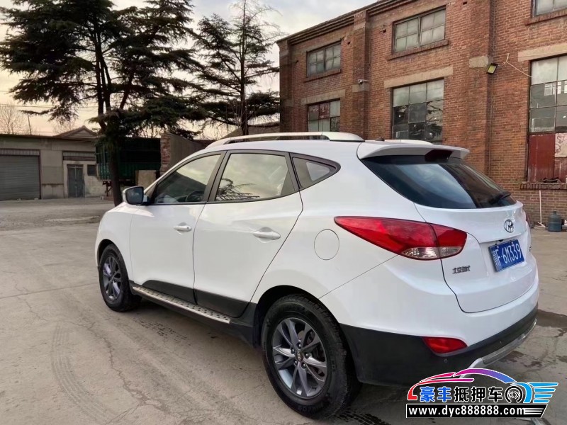 14年现代ix35SUV抵押车出售