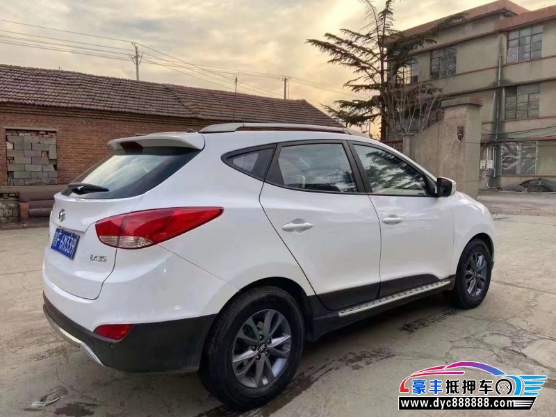 14年现代ix35SUV抵押车出售