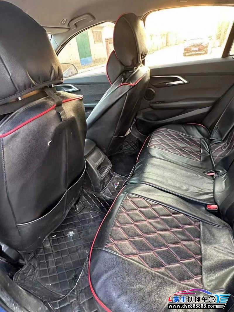 18年宝马1系轿车抵押车出售