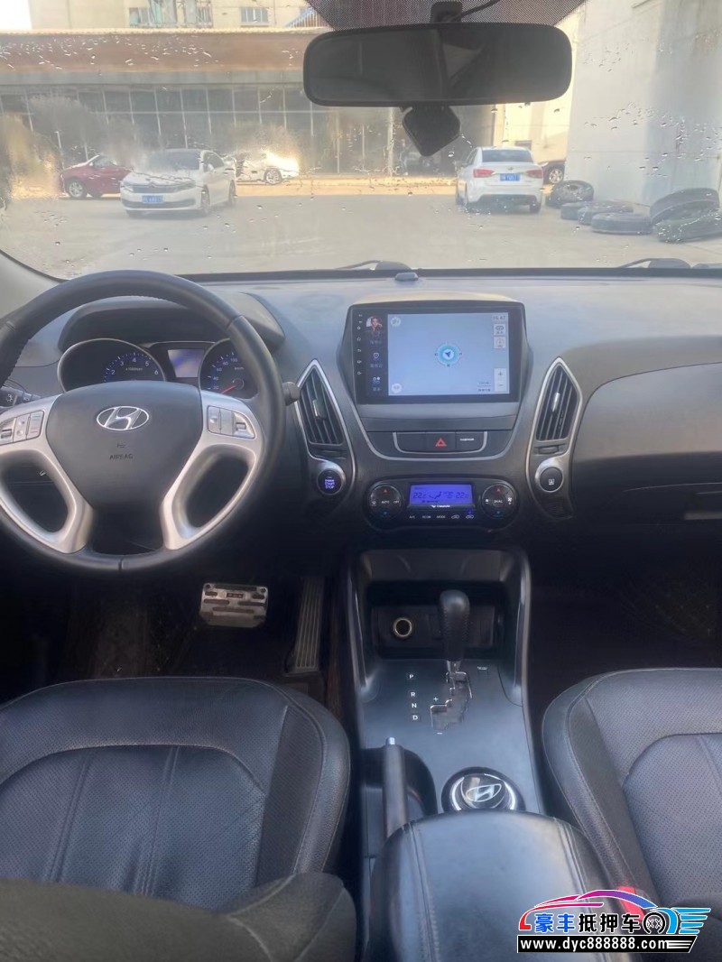 13年现代ix35SUV抵押车出售