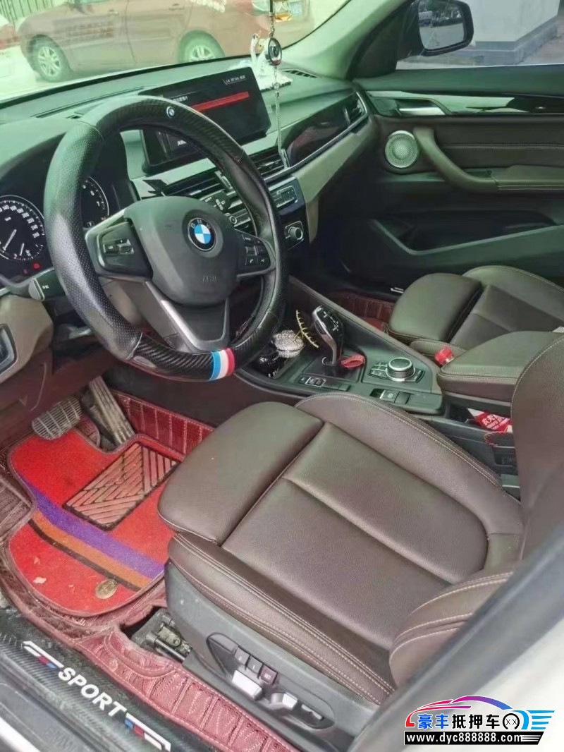 21年宝马X1轿车抵押车出售