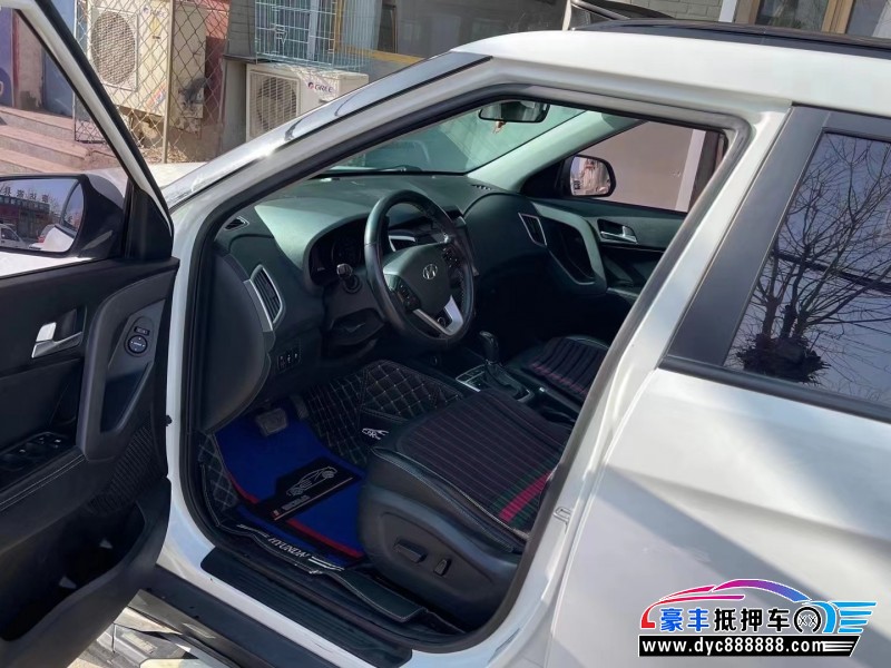 18年现代ix25轿车抵押车出售