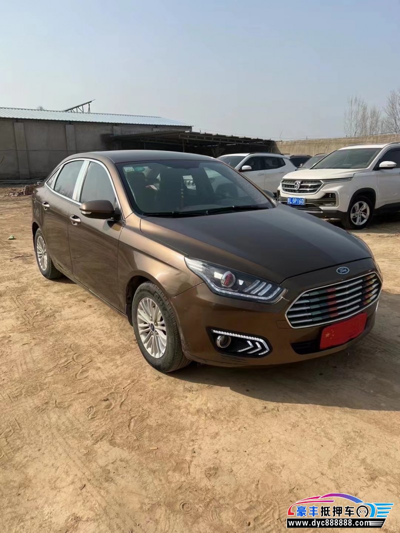 17年福特福睿斯轿车抵押车出售