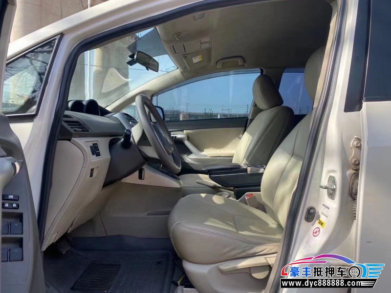 12年丰田逸致MPV抵押车出售