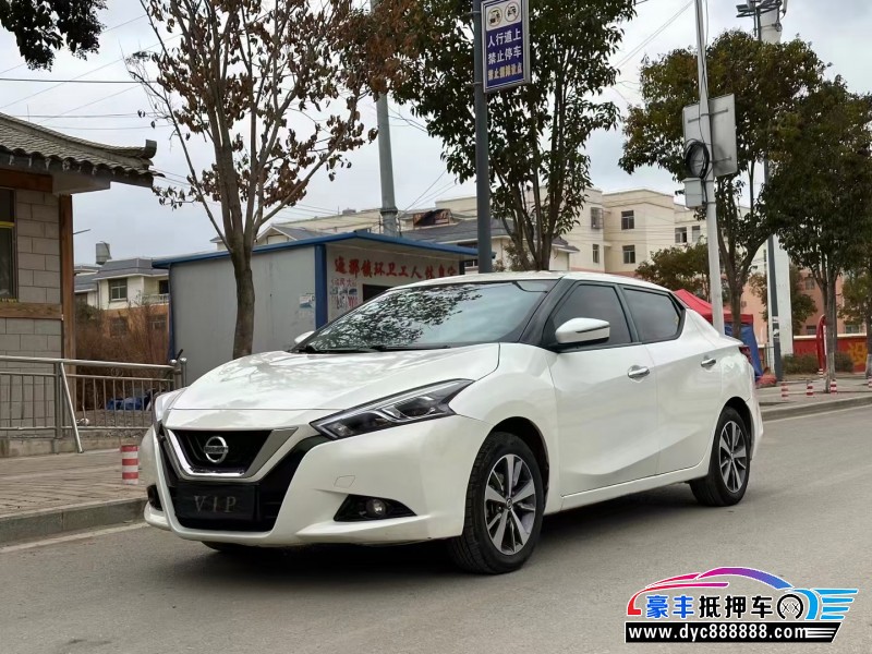 16年日产蓝鸟轿车抵押车出售