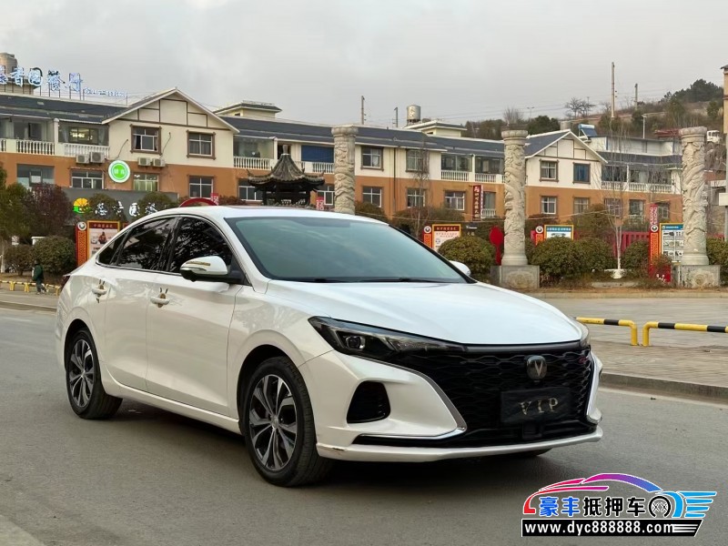 21年长安逸动轿车抵押车出售