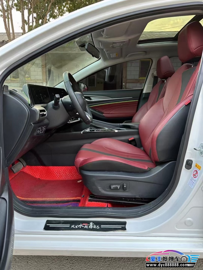 21年长安逸动轿车抵押车出售