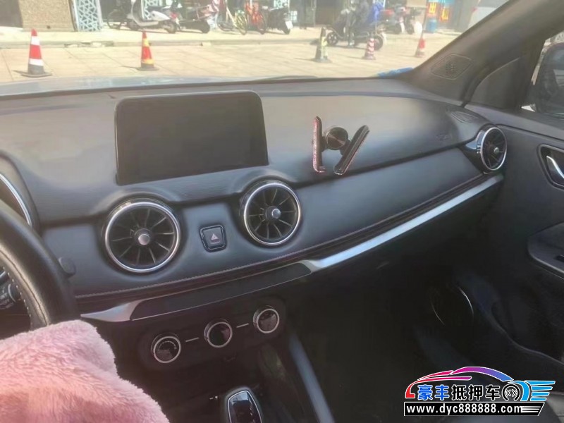 21年东风风光500SUV抵押车出售