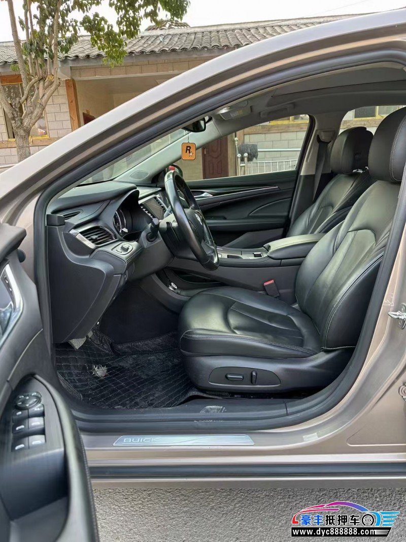 19年别克君越轿车抵押车出售