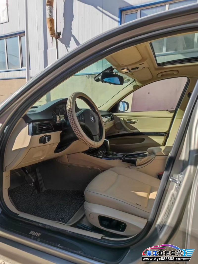 12年宝马3系轿车抵押车出售