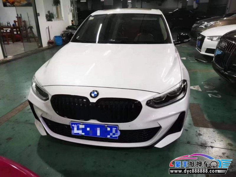 21年宝马1系轿车抵押车出售