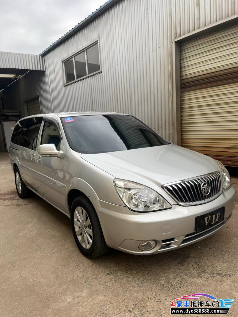 15年别克GL8轿车抵押车出售