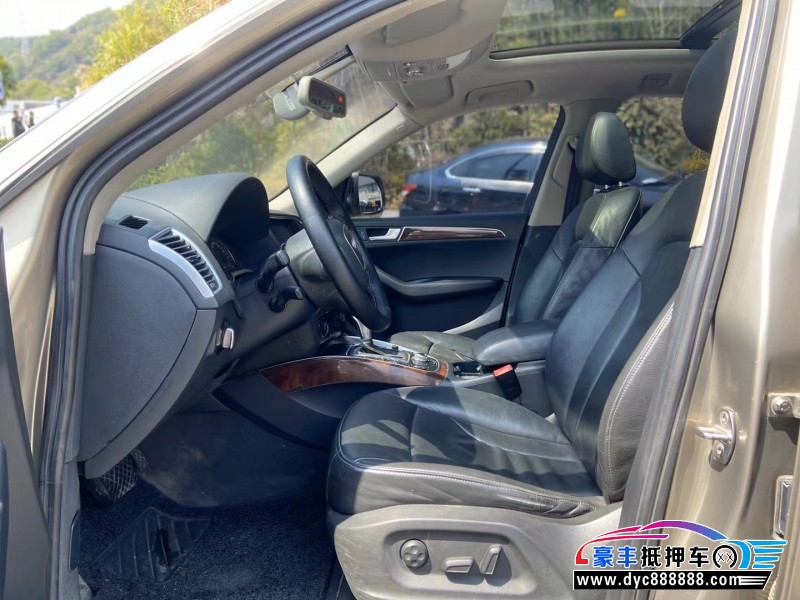 11年奥迪Q5SUV抵押车出售