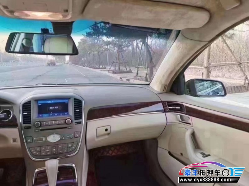 10年别克林荫大道轿车抵押车出售