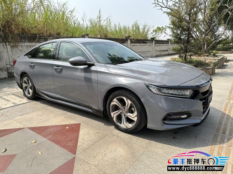 19年本田雅阁轿车抵押车出售