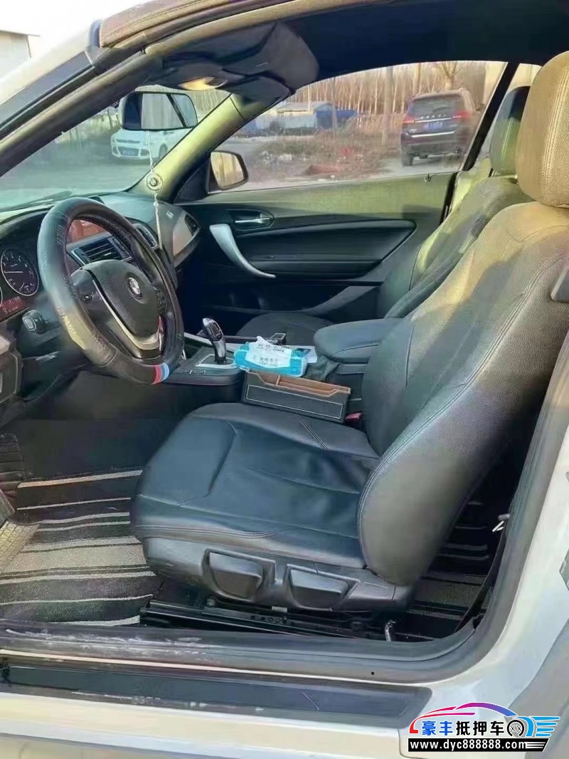 16年宝马2系轿车抵押车出售