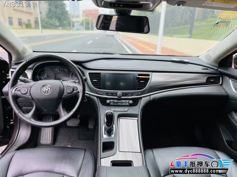 19年别克君越轿车抵押车出售