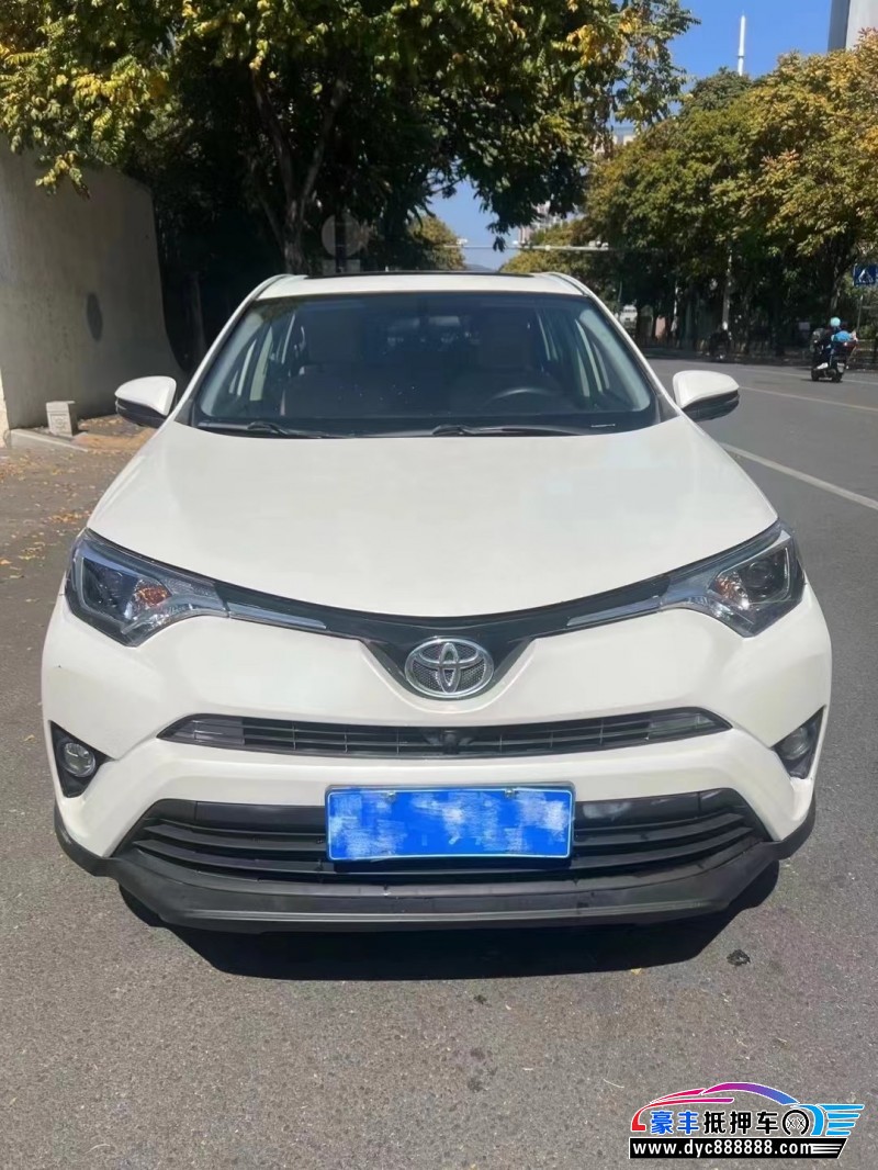 17年丰田RAV4轿车抵押车出售